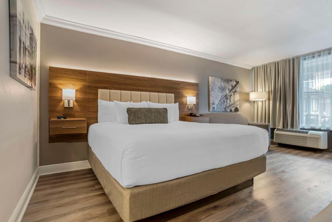 Western Westbank Hotel 3*